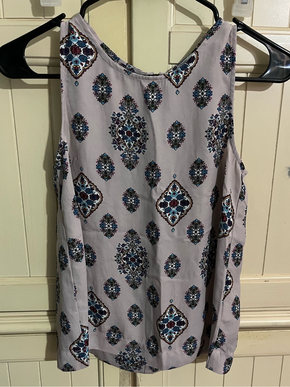 Pink Republic Light Pink Print Sleeveless Blouse
